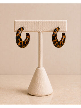 Tortoise Shell Resin Hoop Earrings Lightweight Open Circle Statement Earrings